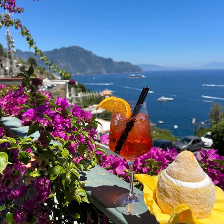 Locanda Costa D'Amalfi - Camera Matrimoniale/Doppia con Letti Singoli con Terrazza e Vista Mare - 33