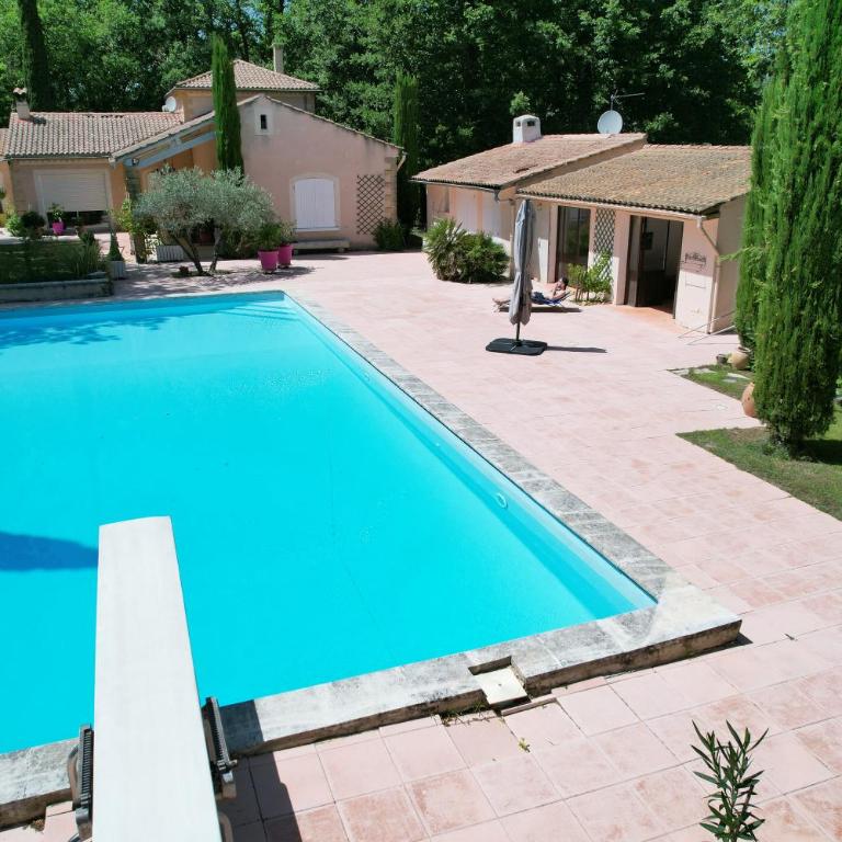 Domaine en Provence Gîte la Ferrandiere - Maison 2 Chambres - 1