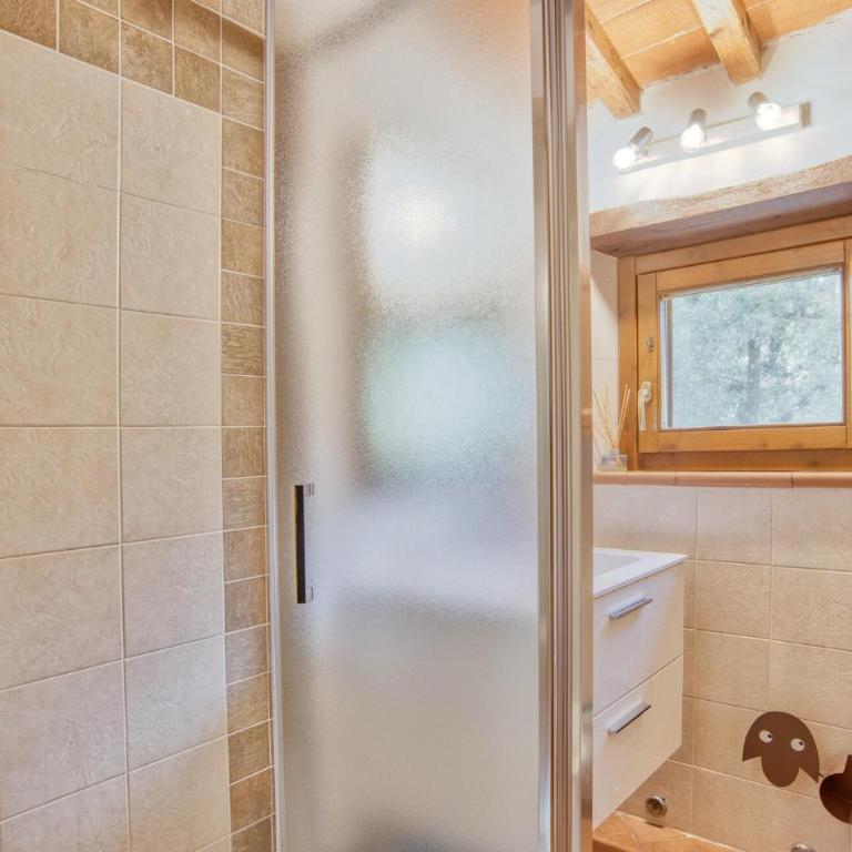 8 Bedroom Awesome Home In Arezzo - Casa Vacanze con 9 Camere da Letto - 21