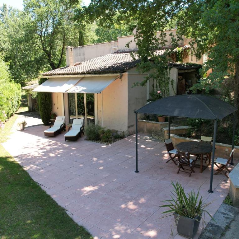 Domaine en Provence Gîte la Ferrandiere - Maison 2 Chambres - 5