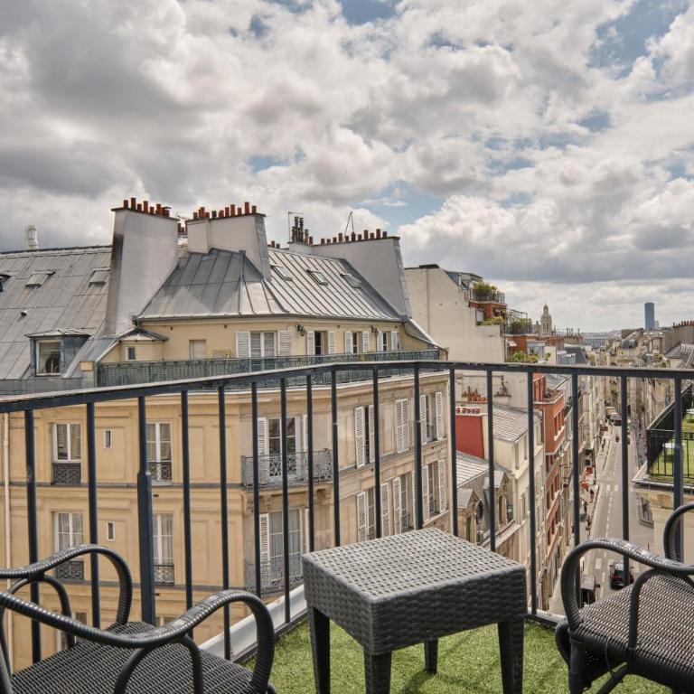 Hôtel Joséphine & SPA by HappyCulture - Suite avec Terrasse - 7