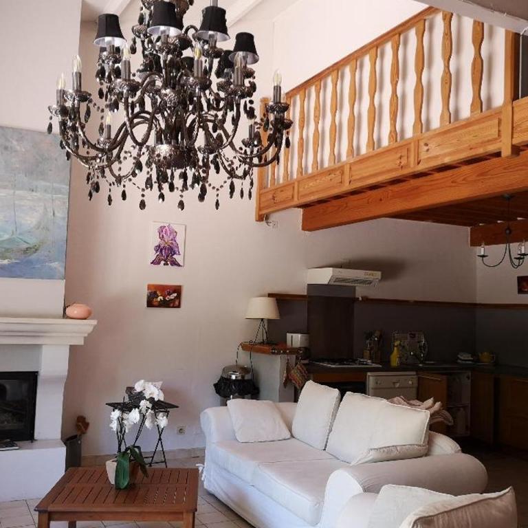 Domaine en Provence Gîte la Ferrandiere - Maison 2 Chambres - 14