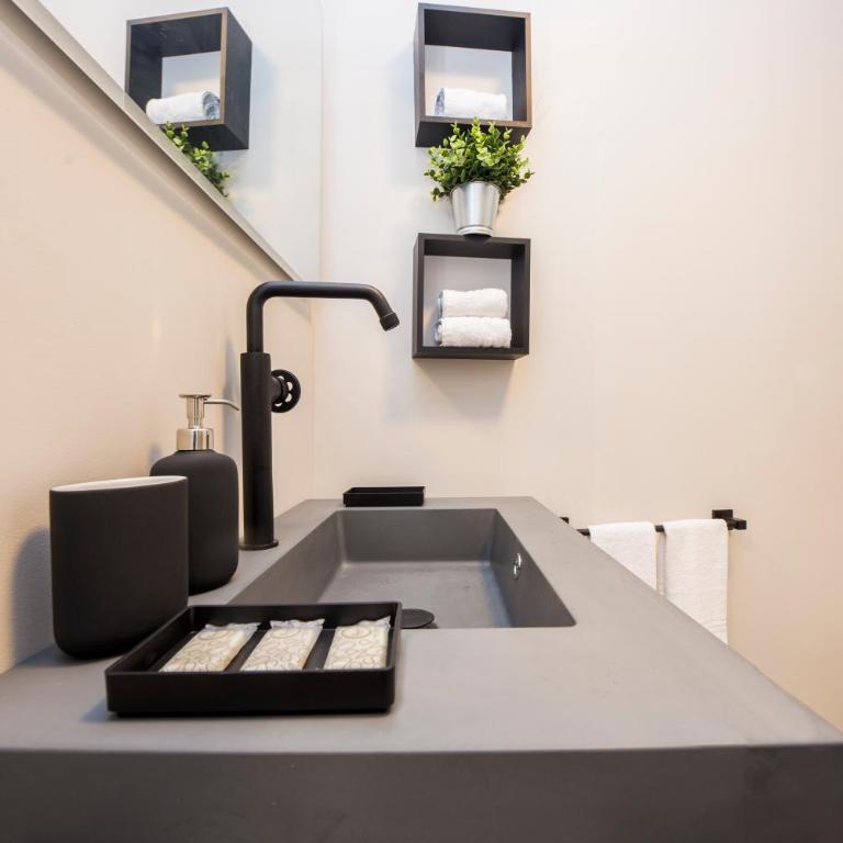 CasaViva - Urban Stylish Flat nr Genoa De Ferrari - One-Bedroom Apartment - 20