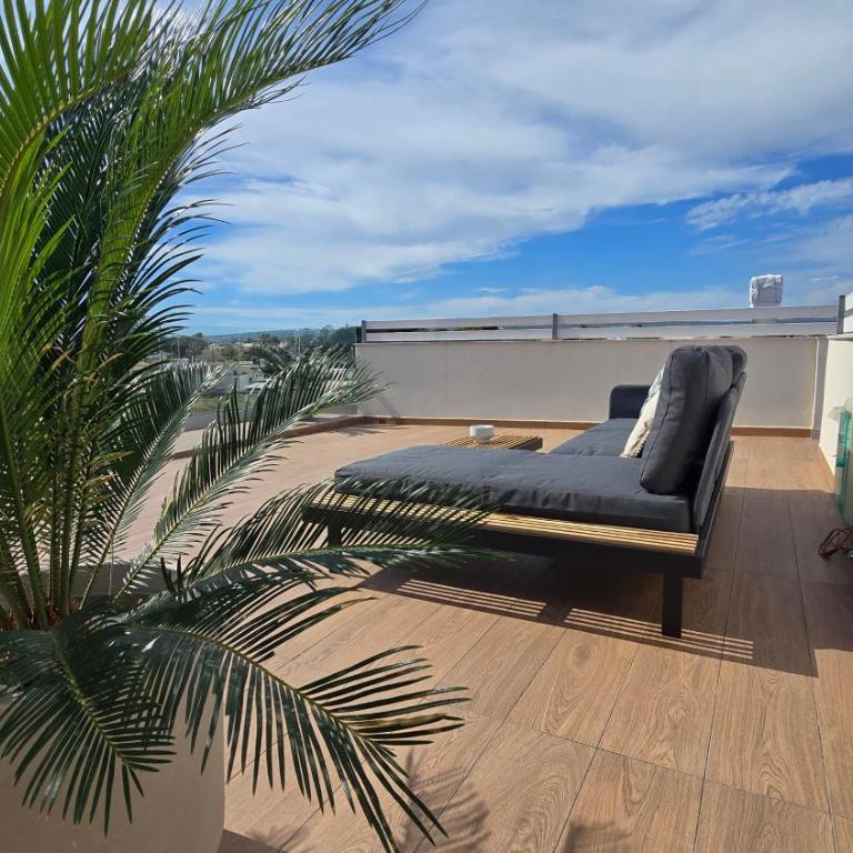 Torre Del Mediterraneo - Two-Bedroom Apartment with Balcony and Terrace - 32