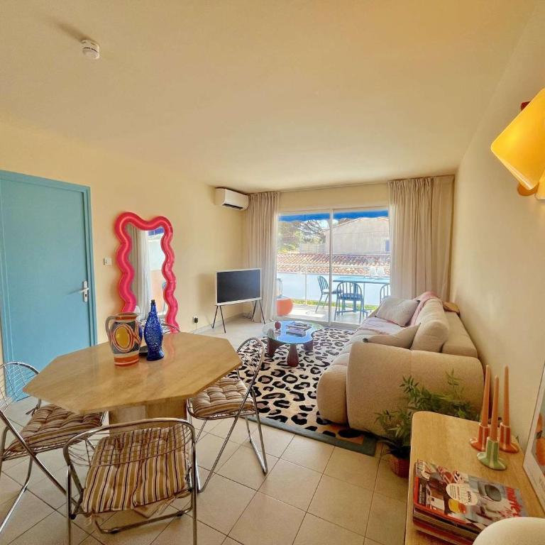 Appartement rénové 1 chambre à Cavalaire, proche plage, climatisé avec parking - FR-1-226B-107 - Appartement - 3