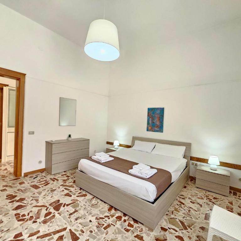 Daisy House - Three-Bedroom Superior Apartment - 44