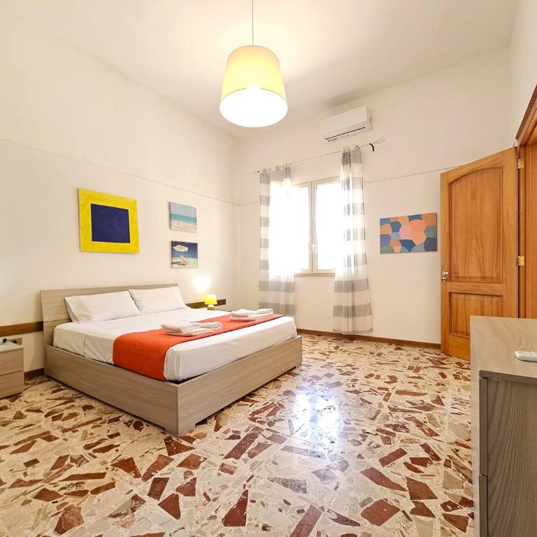 Daisy House - Three-Bedroom Superior Apartment - 33