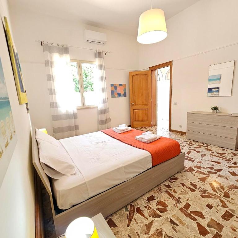 Daisy House - Three-Bedroom Superior Apartment - 26
