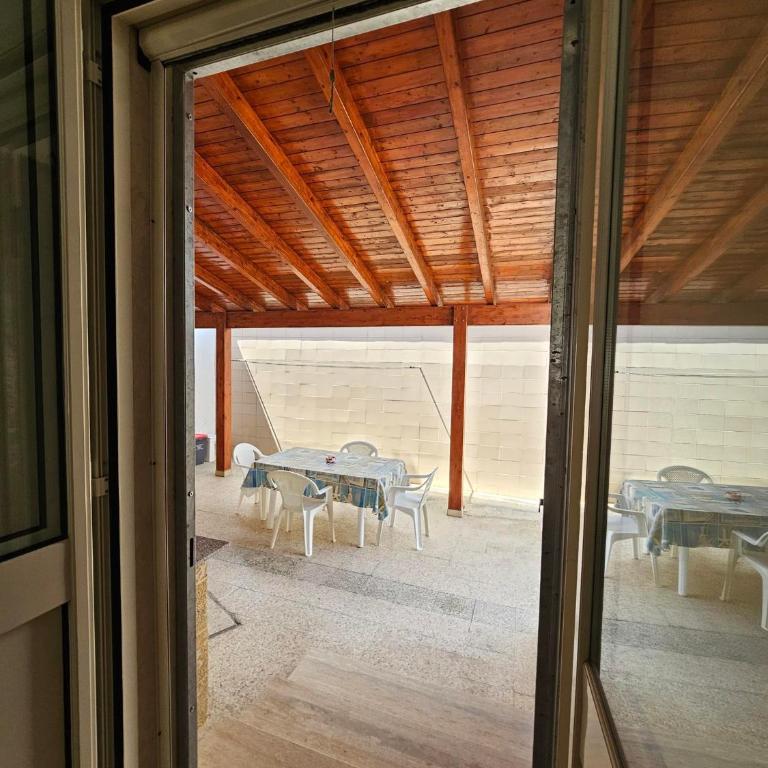 Daisy House - Three-Bedroom Superior Apartment - 53