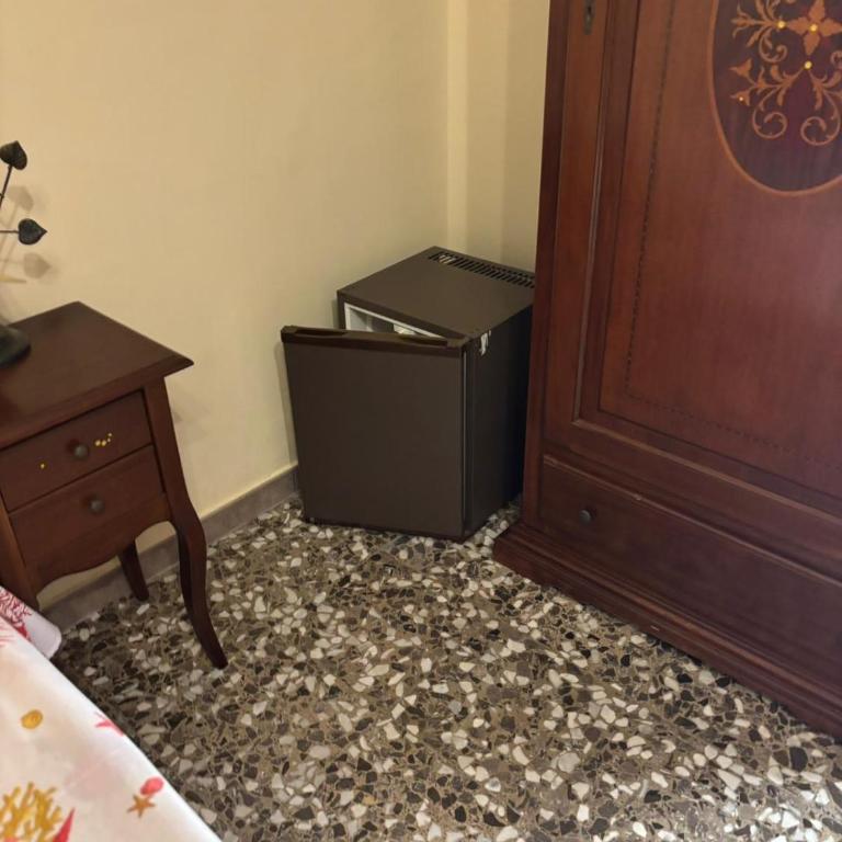 B&B IN VILLA - Camera Tripla con Bagno Privato - 9