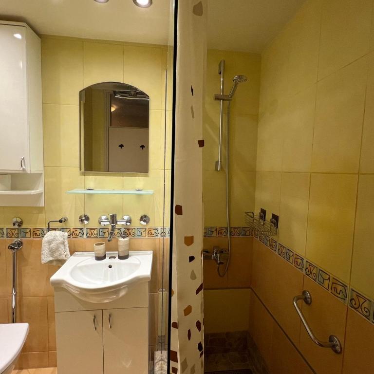 R&R apartment Medak 3 - Two-Bedroom Apartment - 18