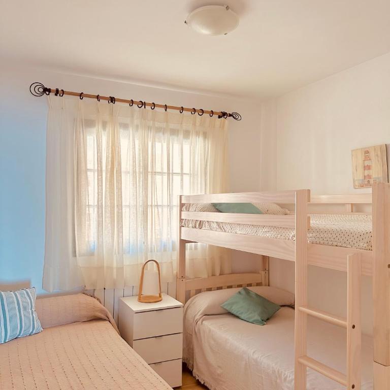 Apartamento con terraza y vistas al mar en Altea Mascarat Piscina, parking y cerca de la playa - Apartamento de 2 dormitorios - 26