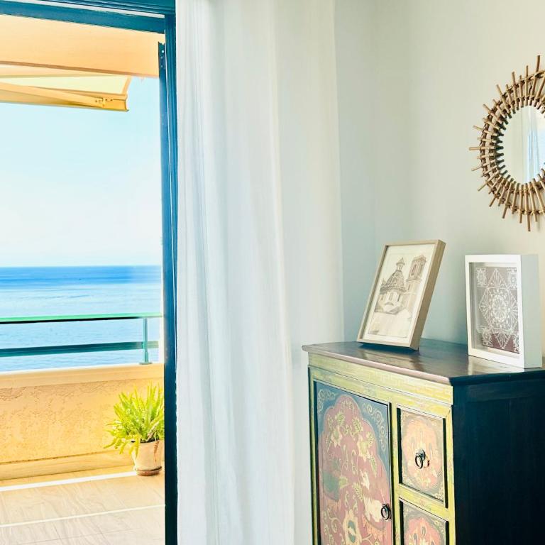 Apartamento con terraza y vistas al mar en Altea Mascarat Piscina, parking y cerca de la playa - Apartamento de 2 dormitorios - 36