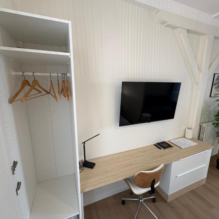 TiBZH, Vannes centre, Entrée privative - Appartement 2 Chambres - 24