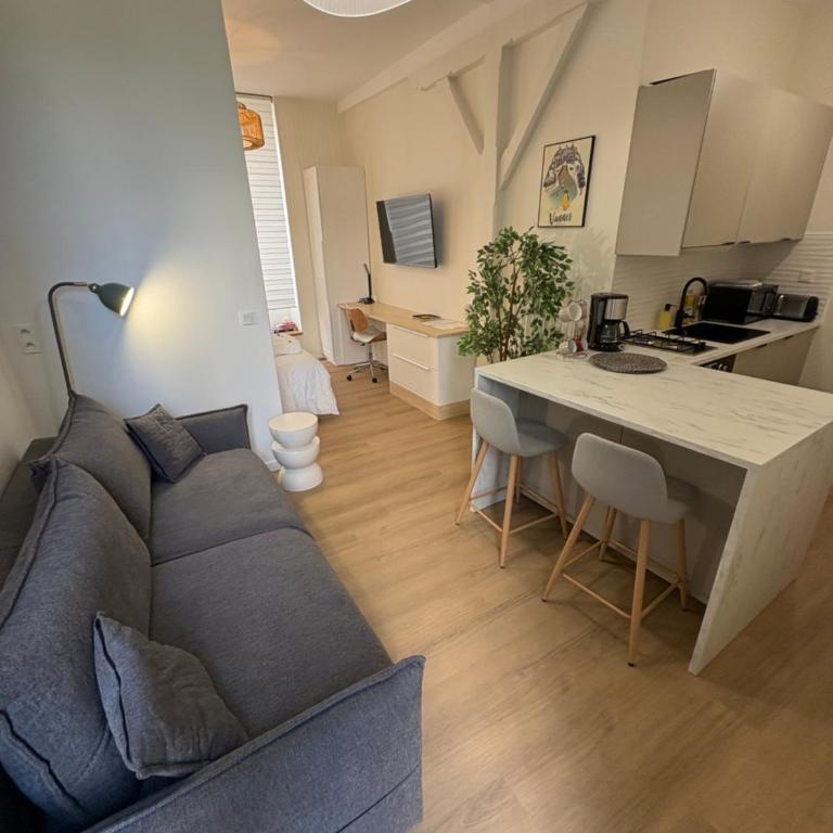 TiBZH, Vannes centre, Entrée privative - Appartement 2 Chambres - 28