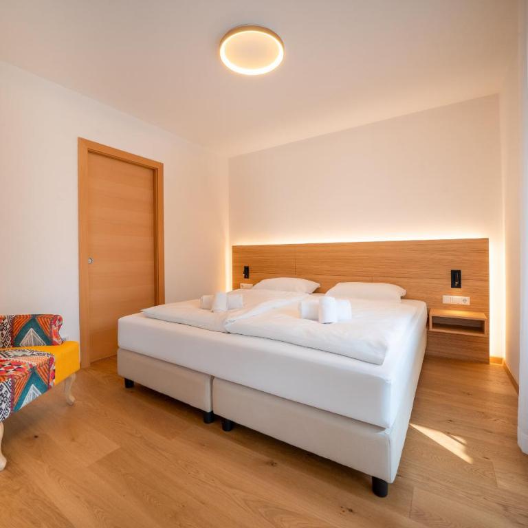 Apartment Julia I Villa Ehrenburg - Apartment with View and Balcony - 13