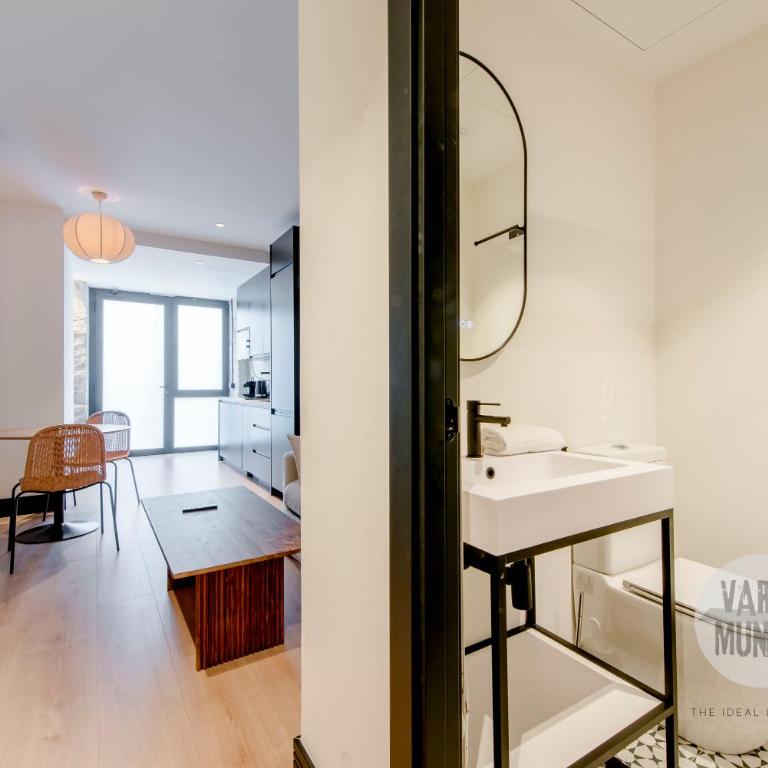 Diversión y confort para 10, ven a Duque de Rivas 8 E3 - Apartamento - 9