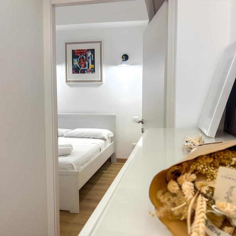 Modern apartment with Private Balcony Near Colosseum - Appartamento con 1 Camera da Letto - 5