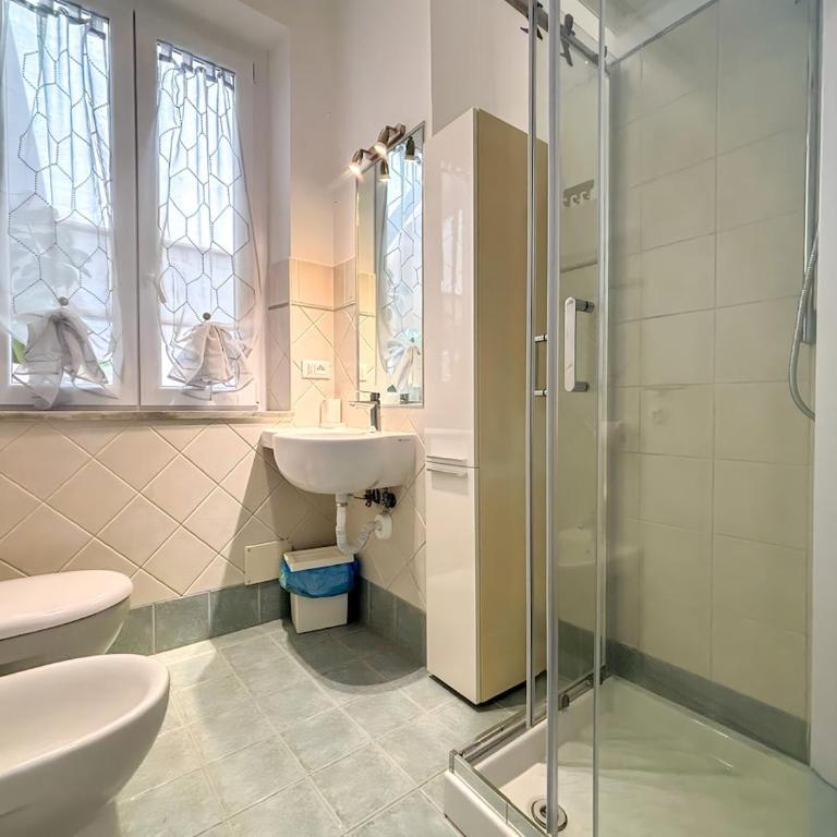Modern apartment with Private Balcony Near Colosseum - Appartamento con 1 Camera da Letto - 20
