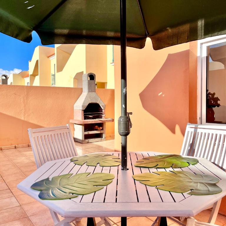 Casa del Gato - Four-Bedroom Vacation Home - 4