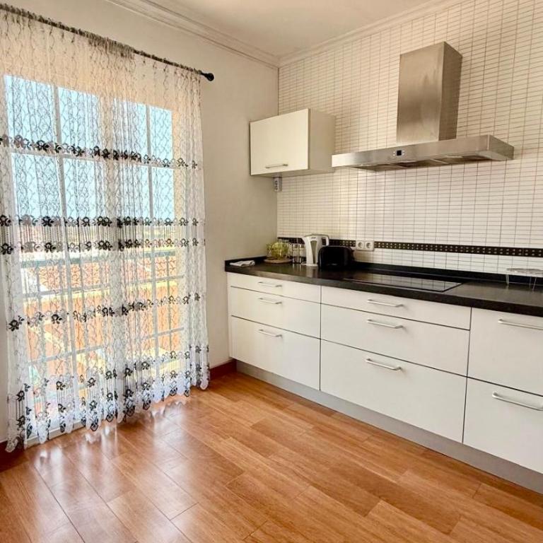 Casa del Gato - Four-Bedroom Vacation Home - 14