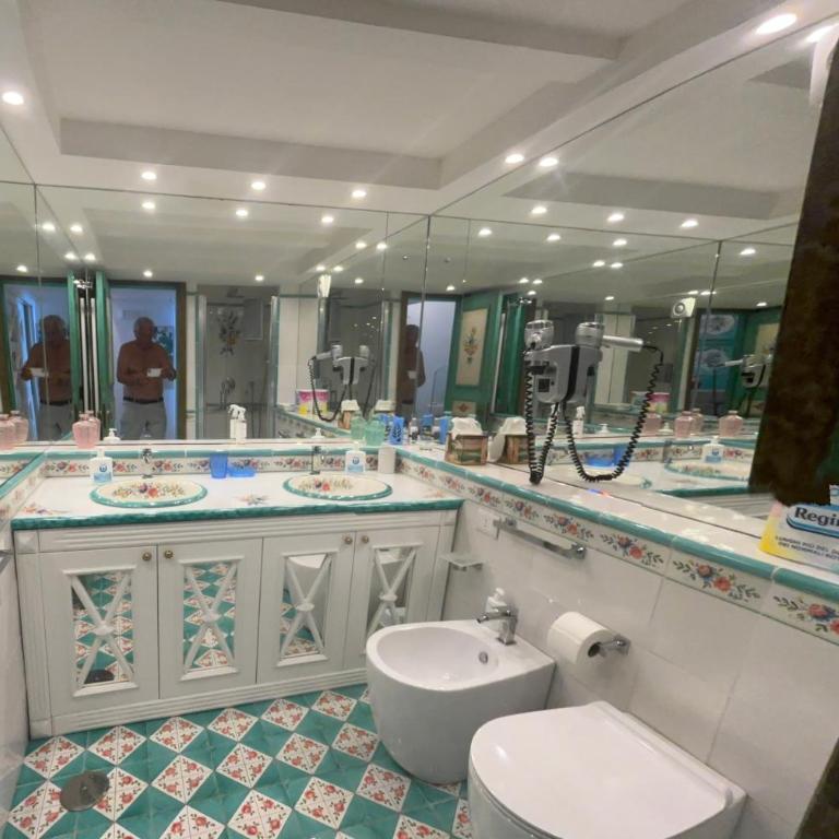 LUXURY HOUSE "VILLA POMPEIANA" Via CAMERELLE CON TERRAZZA VISTA MARE - Appartamento con 2 Camere da Letto e Vista Mare - 36