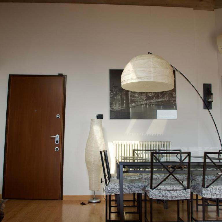 Stupenda mansarda con balcone - Appartamento con 1 Camera da Letto - 11