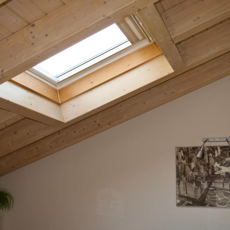 Stupenda mansarda con balcone - Appartamento con 1 Camera da Letto - 13