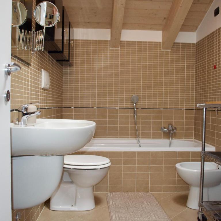 Stupenda mansarda con balcone - Appartamento con 1 Camera da Letto - 31