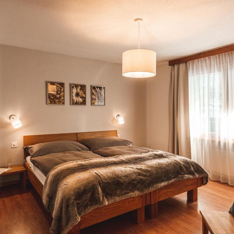 Allegra Apartments - Apartment mit 2 Schlafzimmern und Bergblick - 7