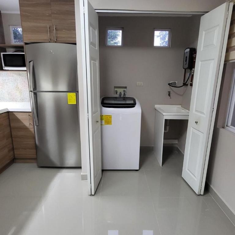 Comfortable New Family House - Three-Bedroom Vacation Home - 14