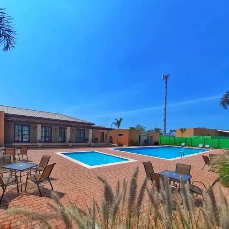 Comfortable New Family House - Three-Bedroom Vacation Home - 17