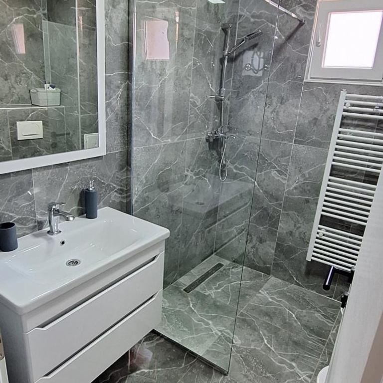 Apartman OZ II - One-Bedroom Apartment - 8