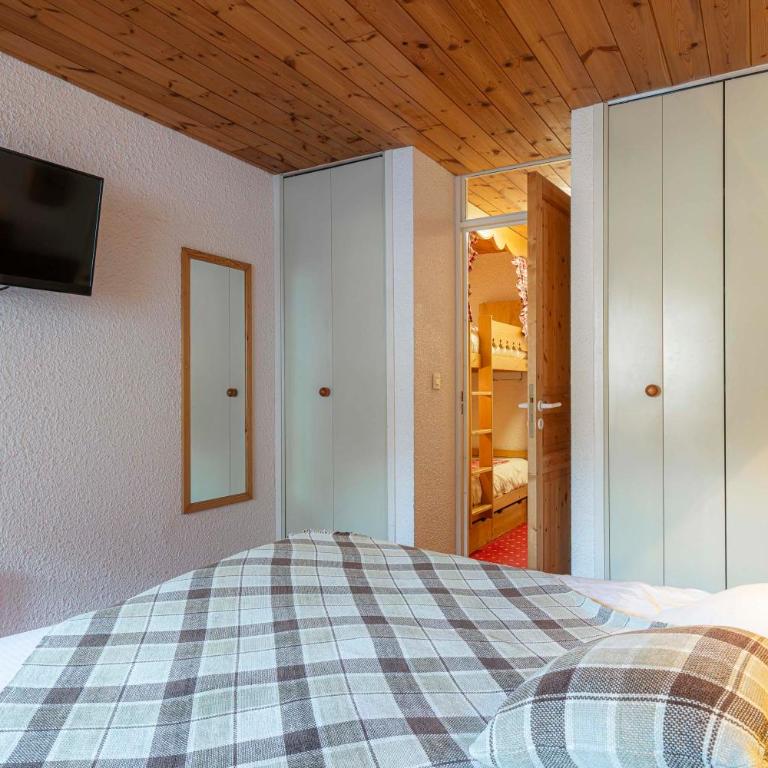 Hôtel Ecureuil - Chambre Familiale - 6