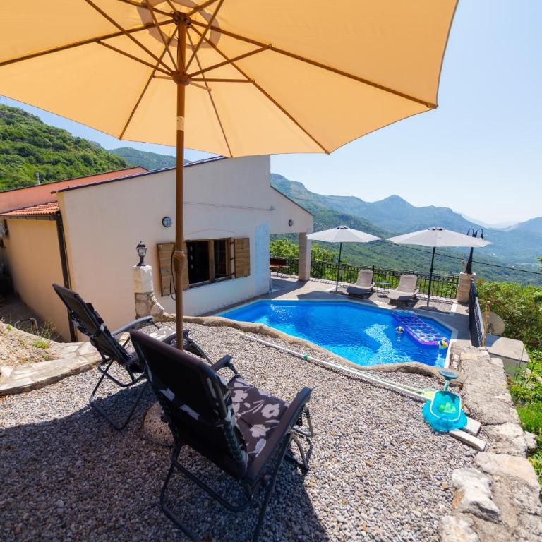 Villa Robinson - Two-Bedroom Villa - 52