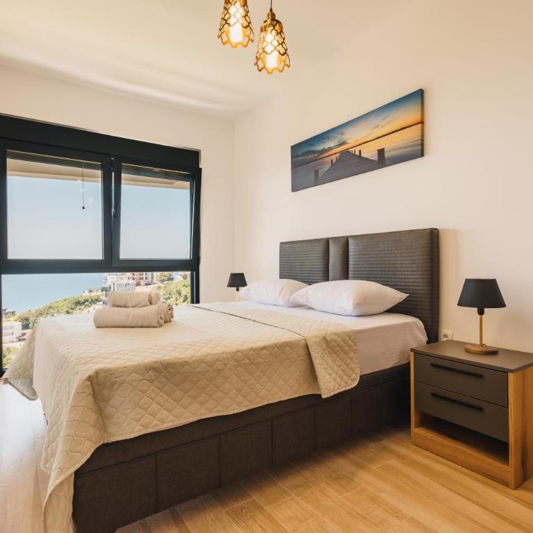 SeaSide Luxury Apartments - One-Bedroom Apartment with Sea View and Terrace - 6