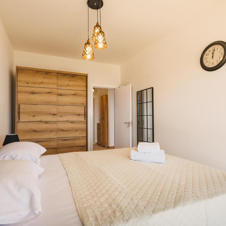 SeaSide Luxury Apartments - One-Bedroom Apartment with Sea View and Terrace - 7