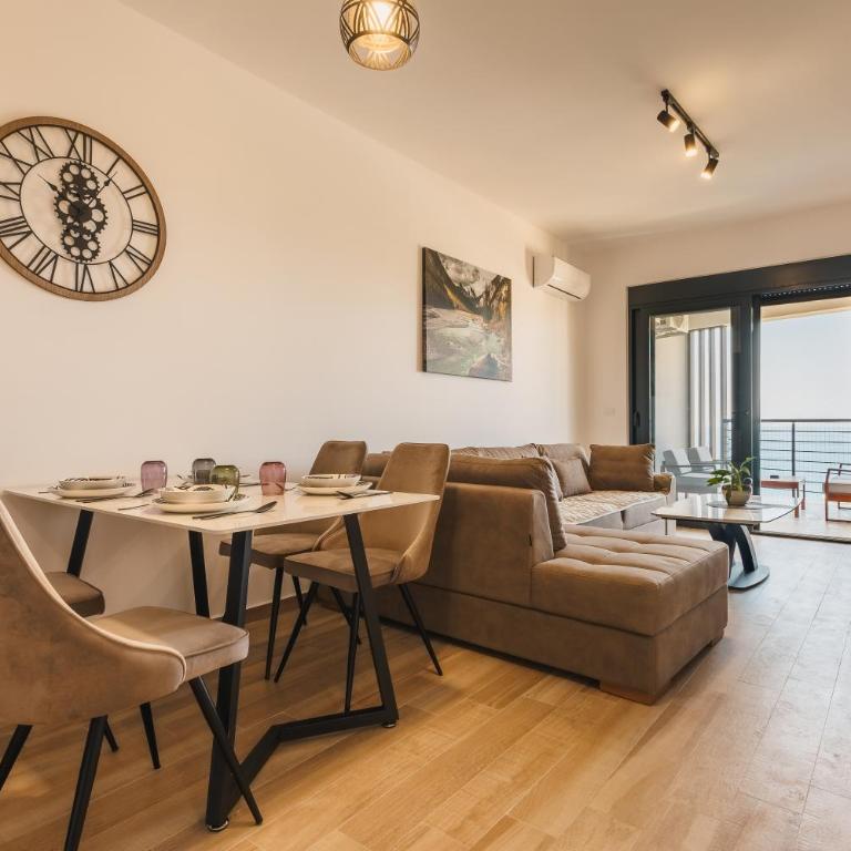 SeaSide Luxury Apartments - One-Bedroom Apartment with Sea View and Terrace - 14