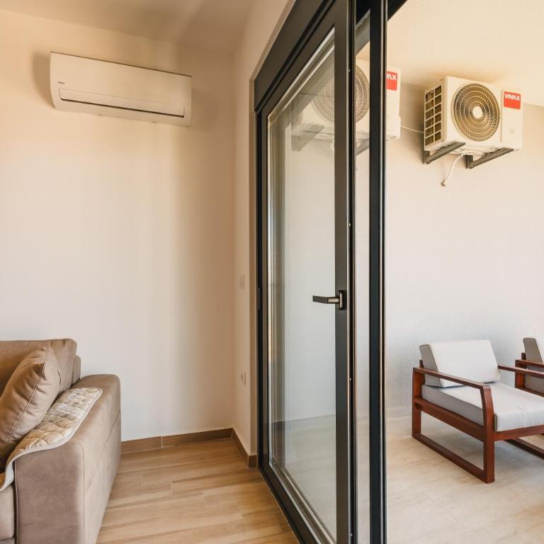 SeaSide Luxury Apartments - One-Bedroom Apartment with Sea View and Terrace - 29
