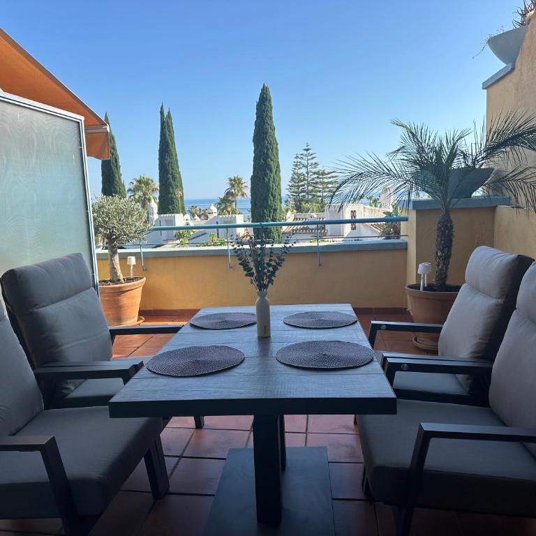 Apartamento Playa Bahia Marbella Elizabeth Luxury - Apartamento con vistas al mar - 1