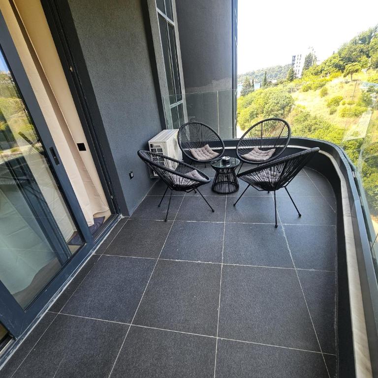 Montebay Apartment - One-Bedroom Apartment - 14