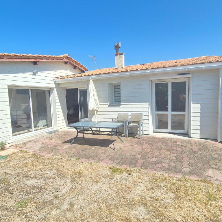 Maison LICORNE MARINE à 5 minutes à pied de la mer océan - Casa con 3 Camere da Letto - 1