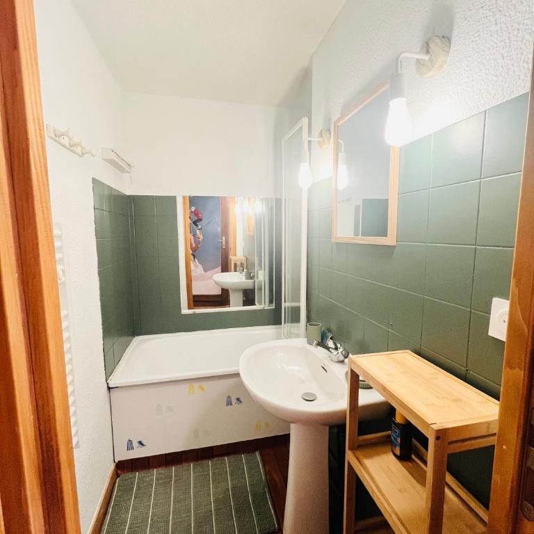 Entre amis-Résidence La Piste Bleue-Ski aux pieds - Appartement 1 Chambre - 24