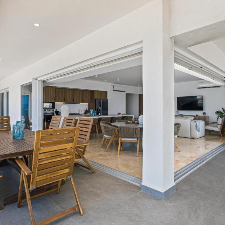 Beachfront, Private Pool, Theatre Room, Views! - Apartamento - 35