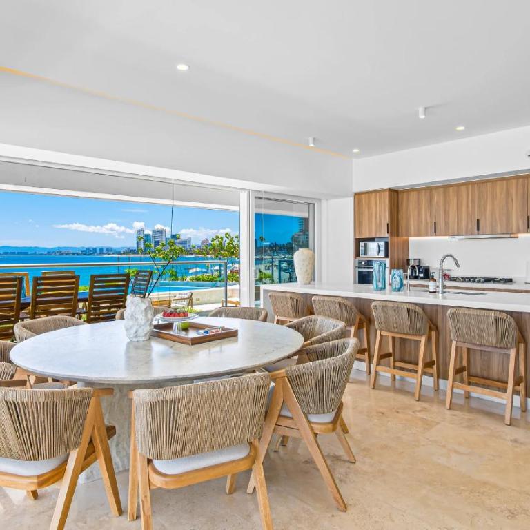 Beachfront, Private Pool, Theatre Room, Views! - Apartamento - 38