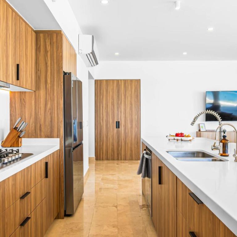 Beachfront, Private Pool, Theatre Room, Views! - Apartamento - 42