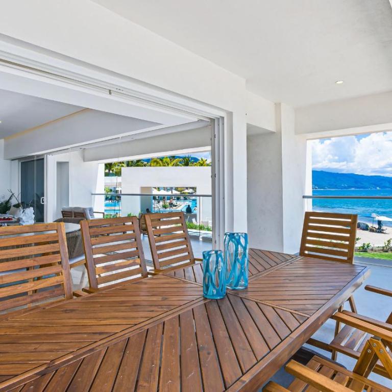 Beachfront, Private Pool, Theatre Room, Views! - Apartamento - 45