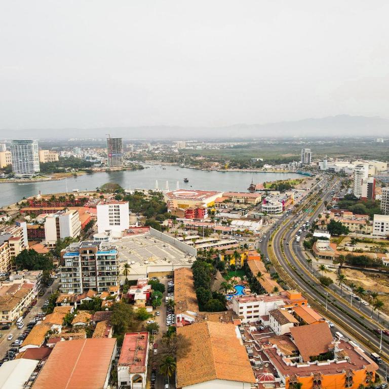 4 Person Occupancy, 1 block from Ocean - Apartamento de 2 dormitorios con terraza - 38