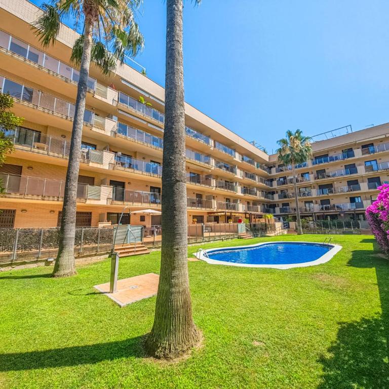 LITORAL COSTA DORADA - MARINA BAJO Only families - Apartamento de 3 dormitorios - 52