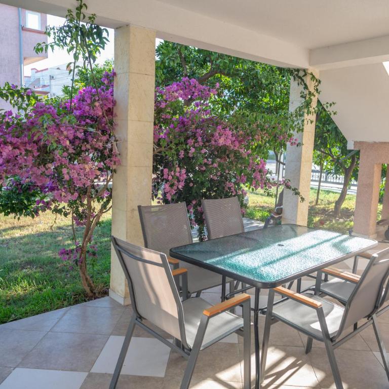 Apartmani Medovic - Porodična Soba - 9